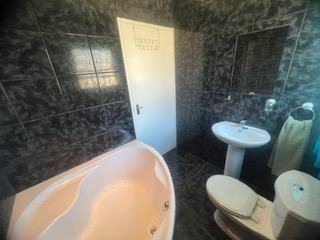 4 Bedroom Property for Sale in Pellsrus Eastern Cape